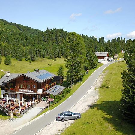 Отель Edelweisshuette Фунес Экстерьер фото